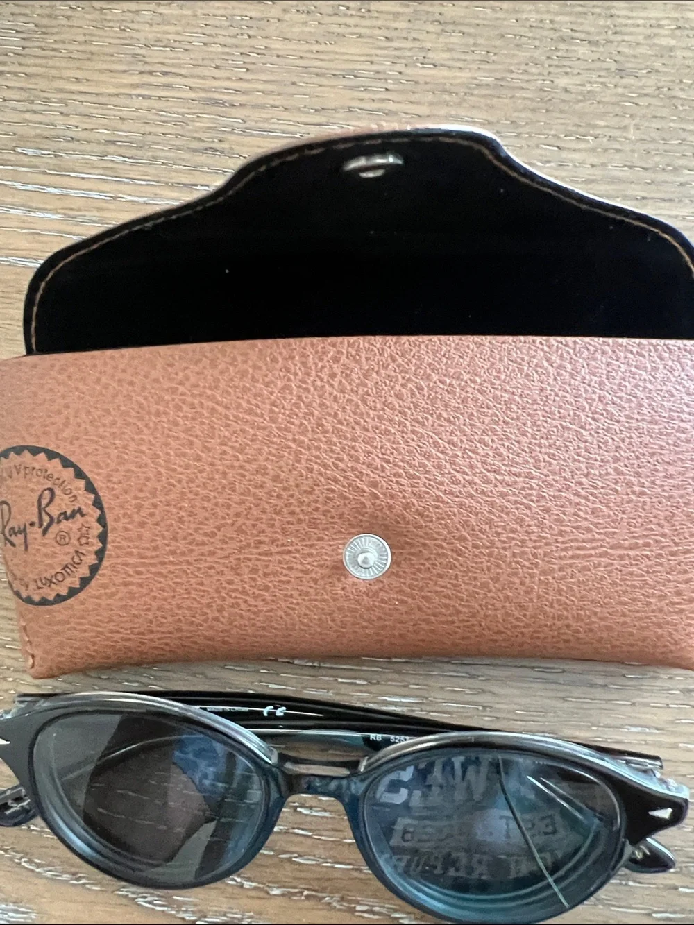 Ray-Ban Classic‎ Black Round Prescription Eyeglasses with Case